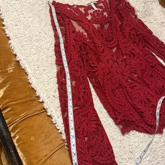 Long sleeve sheet lace top - Picture 12 of 14